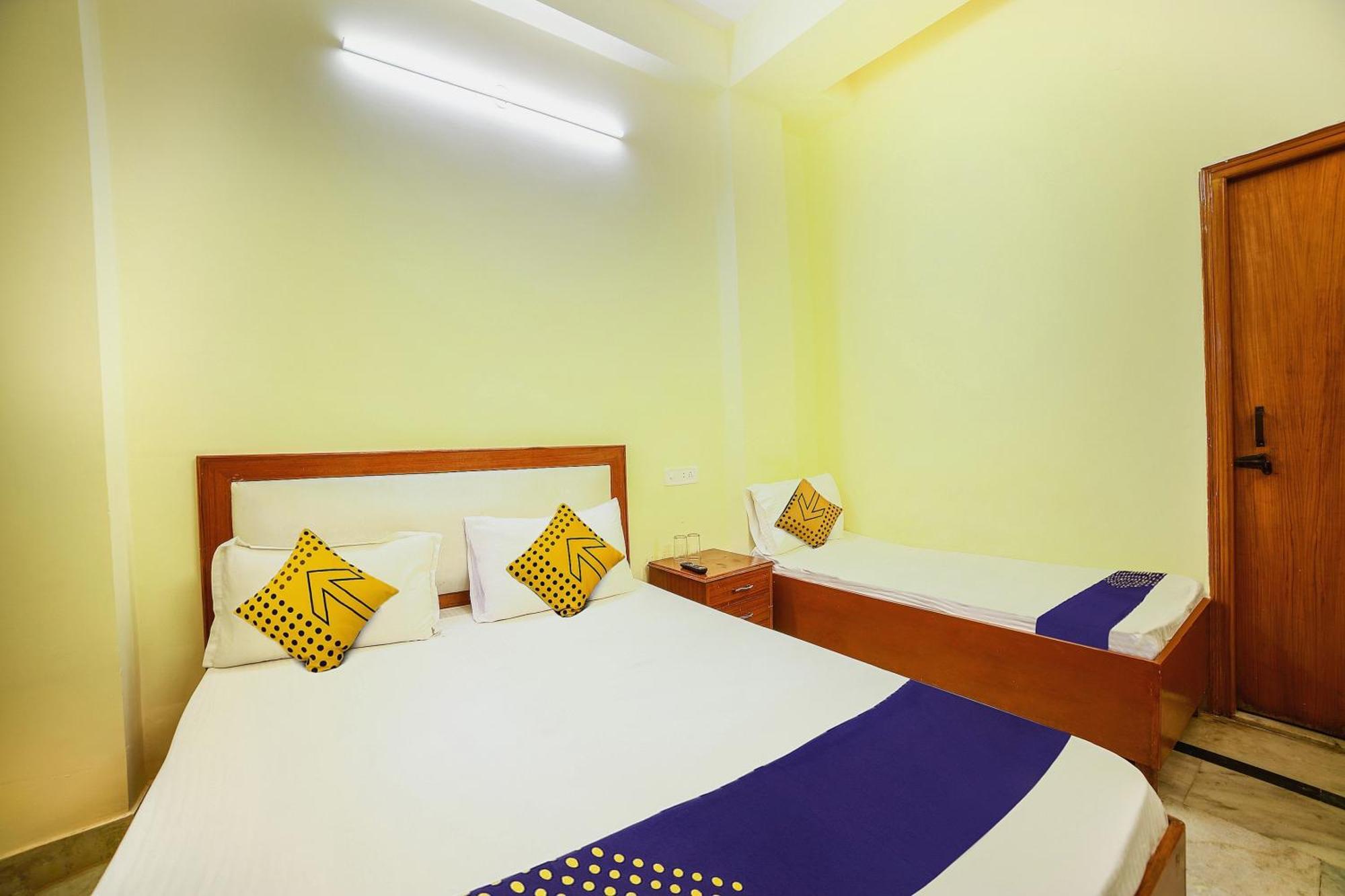 Hotel O City Inn Dx New Delhi Buitenkant foto