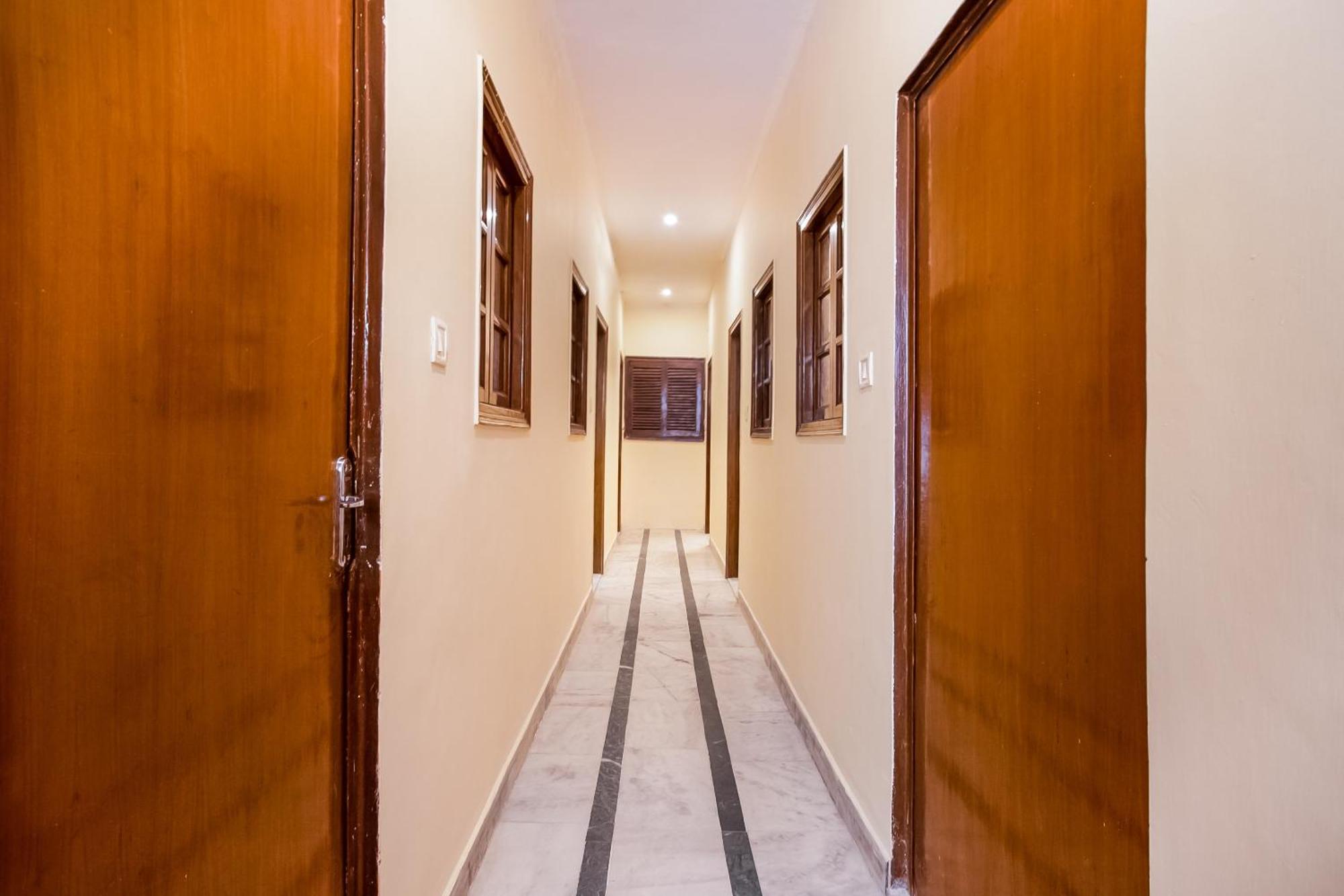 Hotel O City Inn Dx New Delhi Buitenkant foto