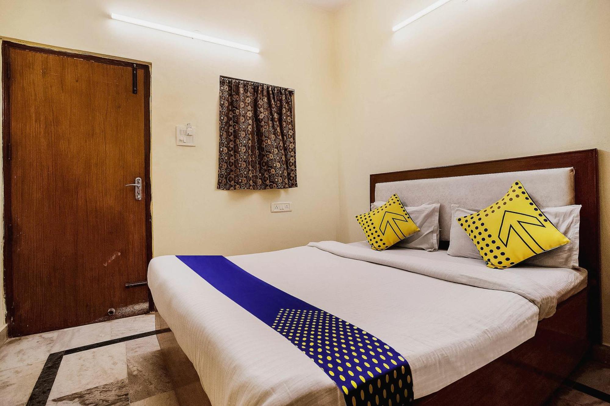 Hotel O City Inn Dx New Delhi Buitenkant foto