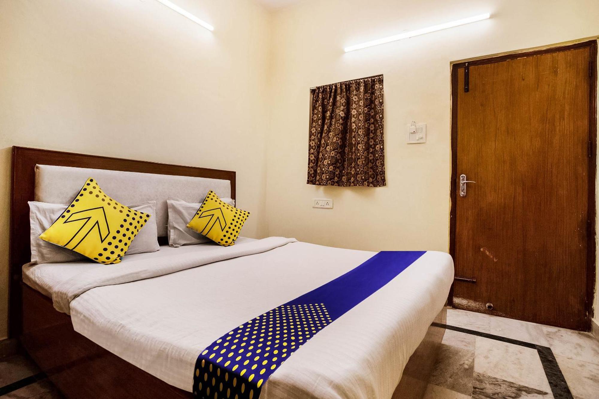 Hotel O City Inn Dx New Delhi Buitenkant foto