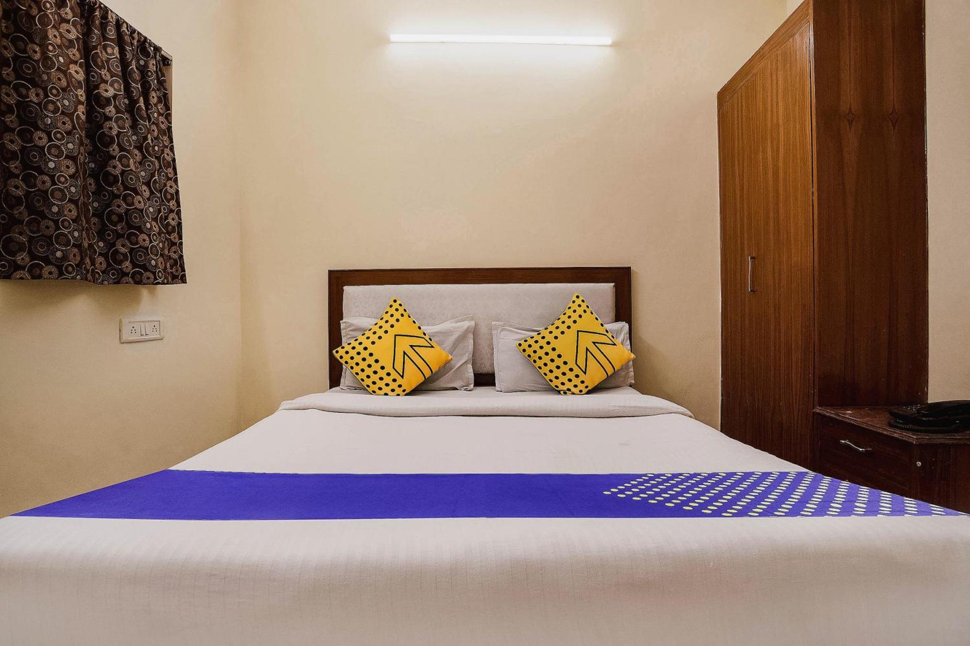 Hotel O City Inn Dx New Delhi Buitenkant foto